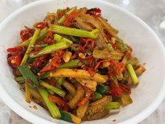 -红色湘菜馆(春风店)