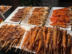 -荣誉国际酒店-云顶旋转餐厅