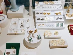 -LADY FAFA(巨鹿路陕西南路路口店)