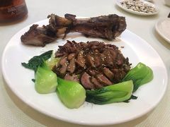 -万山楼海鲜酒家·二十三年老字号