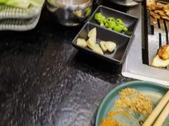 -臻牛烤肉