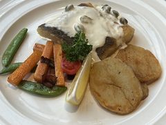 -LENBACH兰巴赫西餐啤酒坊(大连东港店)