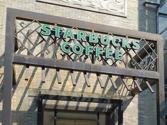 门面-星巴克(南宁民歌湖店)