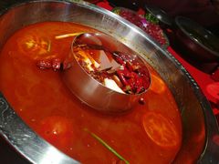 -谭鸭血老火锅(万象九宜城店)