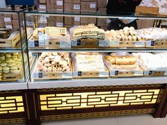 面包甜点陈列柜-老鼎丰(靖宇街总店)
