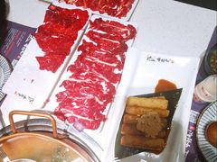 吊龙-牛村来人潮汕牛肉火锅(西单店)