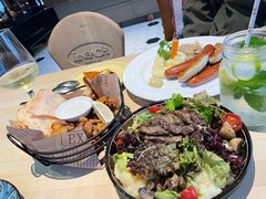 -LENBACH兰巴赫西餐啤酒坊(大连东港店)