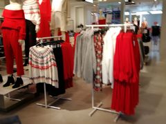 -H&M(天一广场店)