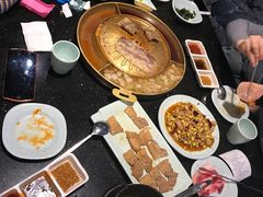 -猪啊牛呀羊啊铜盘烤肉(正大广场店)