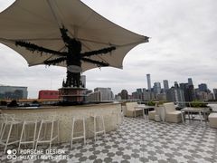 -The ROOF (通盈中心店)