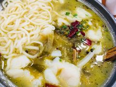 -周鱼小馆石锅酸菜鱼(活力汇店)