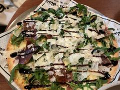 黑松露火腿菌菇芝士薄饼-Blac+Blac(中海环宇荟店)