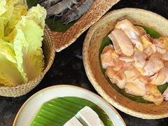 -雾山韩式烤肉·海南糟粕&椰子鸡火锅·海景餐厅(三亚绿发山海天JW万豪酒店)