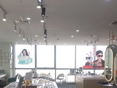 -亚美视光眼镜店(重庆路活力城店)