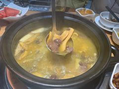 -一朵菌·野生菌探索家火锅(南亚店)