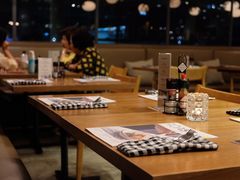 -ROAST coffee & eatery
