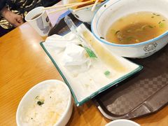 -京穆兰兰州牛肉面·清真(中川机场店)