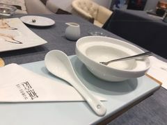 -燕庭·纯燕窝·甜品下午茶(南京西路店)