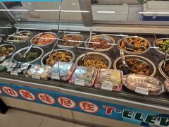 -711便利店(黄岛青医店)