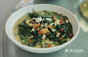 Braised Spinach with Superior Broth