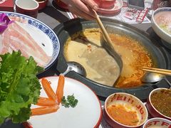 -生活如沸·顺德水牛奶火锅(大学路店)