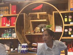 -头上红煨盐鸡·非遗院子餐厅