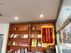 -畅通航行汽车钣金喷漆 无痕修复·局部喷漆