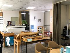-LOGO眼镜·蔡司品牌折扣店(龙华清湖店)