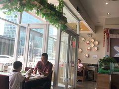 大堂-嘉和一品粥(津华昌道店)