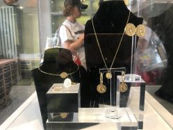 点击看大图 -OOAK设计师品牌概念店(新乐路店)