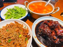 -徽三说·土徽菜·中国徽菜连锁品牌(一中店)