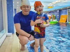 -戊辰亲子游泳俱乐部