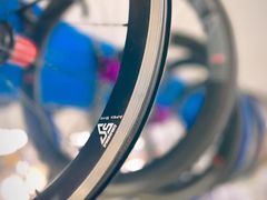 -大行Dahon自行车·北京顶点单车apex bike·ARAI摩托车头盔(白塔寺专卖店)