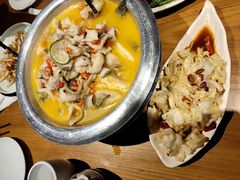 -隔壁老王·家常云南菜(花巷店)