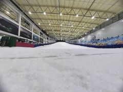 -乔波室内滑雪场