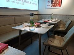 卡座-老佛爷铜炉蛙锅(海岸城店)