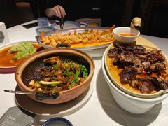 招牌八府酱鸭-八府香鸭·啫啫煲(华山路店)