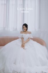 -Lady  Jane高端婚纱礼服馆