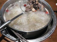 -三侨牛庄(云浮店)