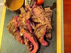 -东西风牛排馆周末烧烤自助(首都机场希尔顿店)