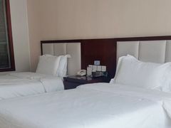 -兴芮温泉度假区