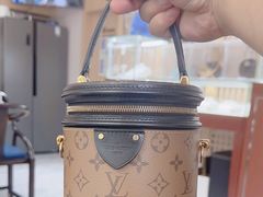 -吉吉吉名品二手奢侈品名表名包回收(静安店)