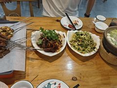 -亿牌牌东北烧烤(怀特店)