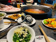 -大鱼山房鱼头火锅(老字号品质店)