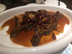 烧小黄鱼-千滋百味·醉江澜花园餐厅(街道口店)