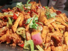 -炭舍干锅·烤鱼(扬名广场店)