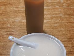 -河记肠粉店