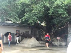 -闽粤南澳总镇府