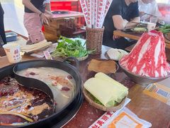 -赵美丽·重庆社区火锅·直营店(火车东站·中豪国际店)