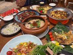 -老滇山寨•云南特色菜•地方菜•民族风情歌舞表演(金碧店)